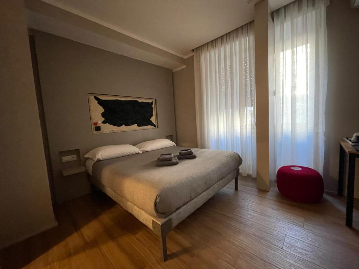 Hotel Lucrino 45 By Ale Roma Exterior foto