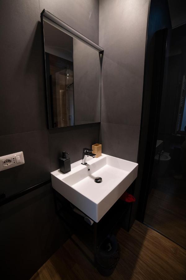 Hotel Lucrino 45 By Ale Roma Exterior foto